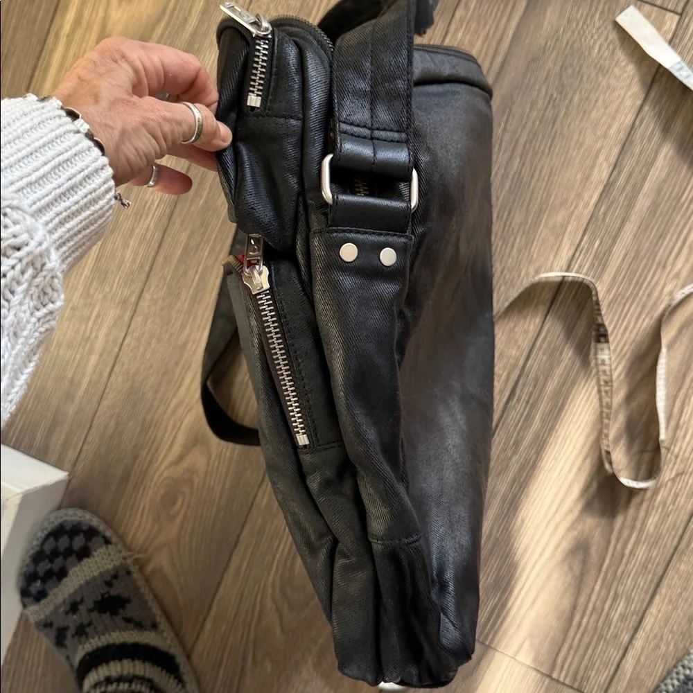 Plectrum by Ben Sherman men’s bag